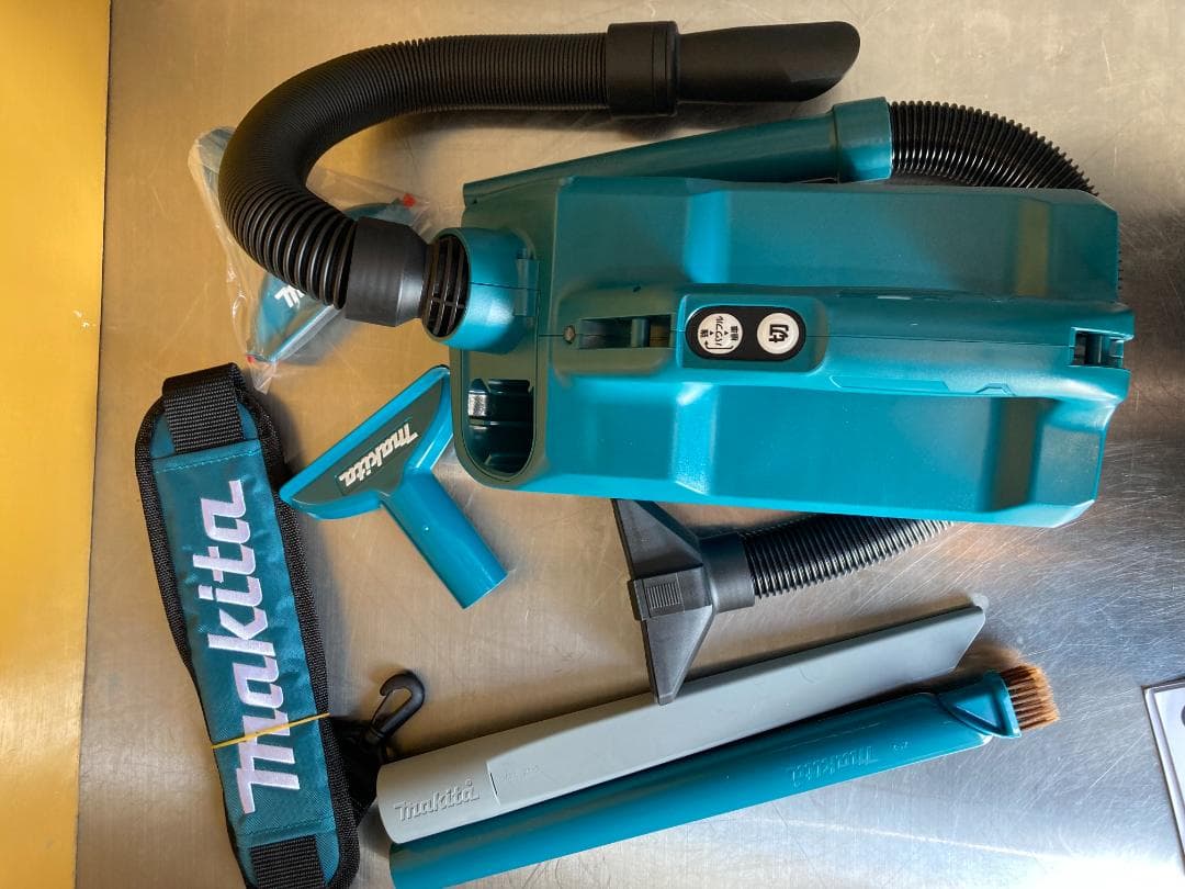 マキタ makita 10.8V コードレス掃除機 充電式クリーナー