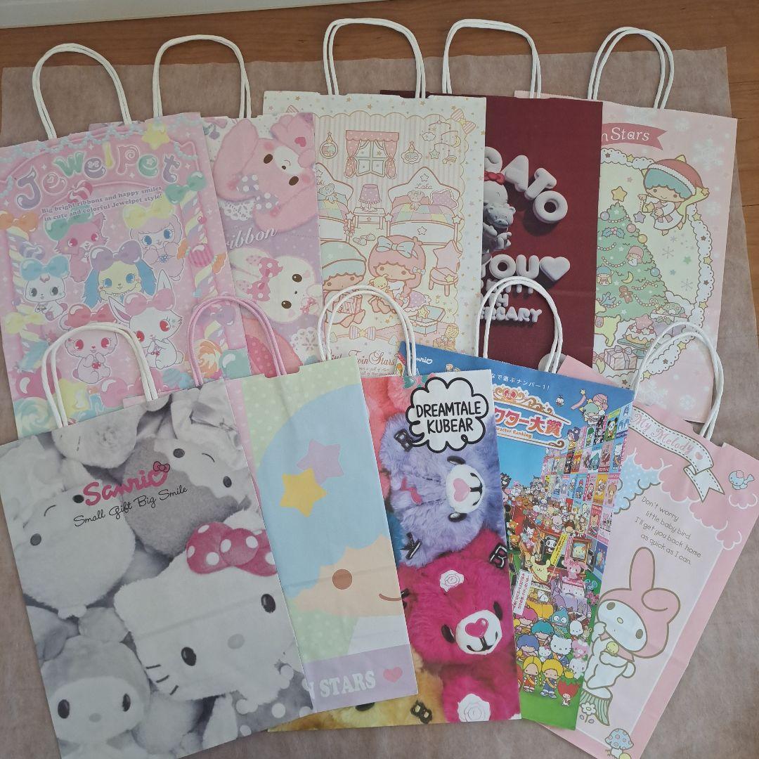 サンリオ　ショップ袋