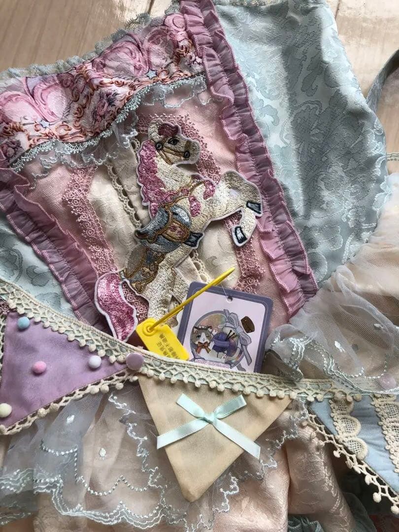 ロリータ　ワンピース カルーセル メリーゴーランド