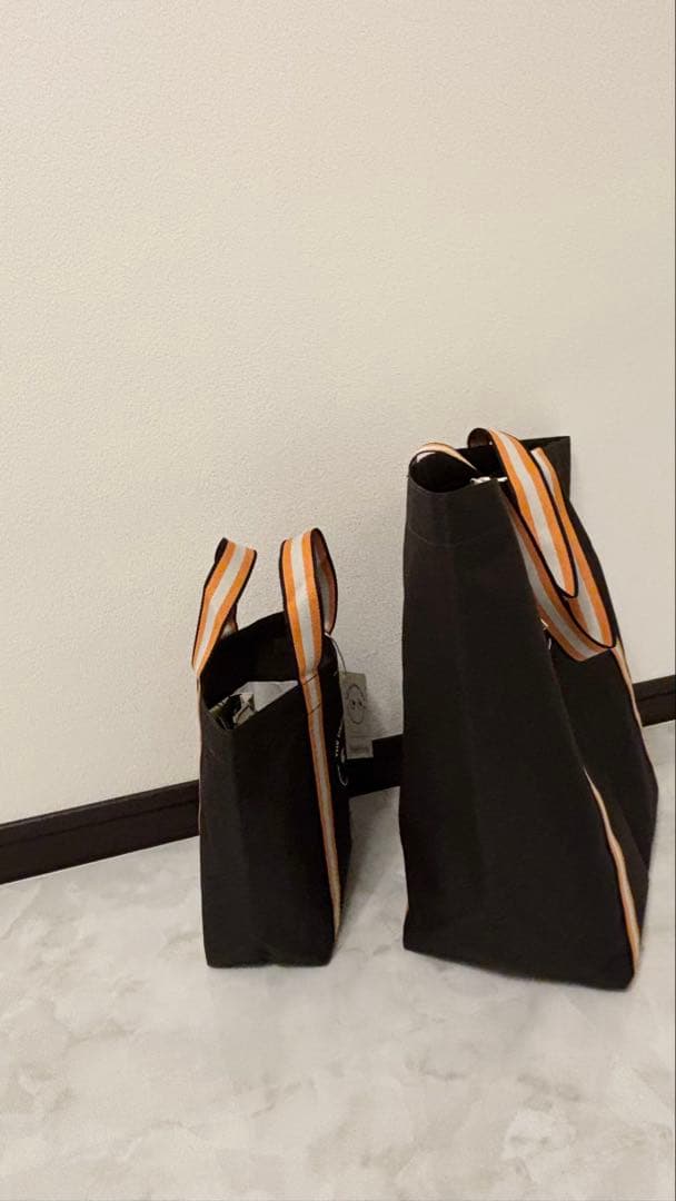 アニヤハインドマーチ× The Marketplaceコラボエコバッグ限定&完売