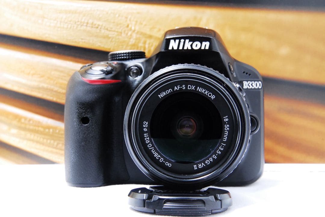 ニコン D3300 一眼レフカメラ スマホ転送 手ぶれ補正レンズ ガイドモード