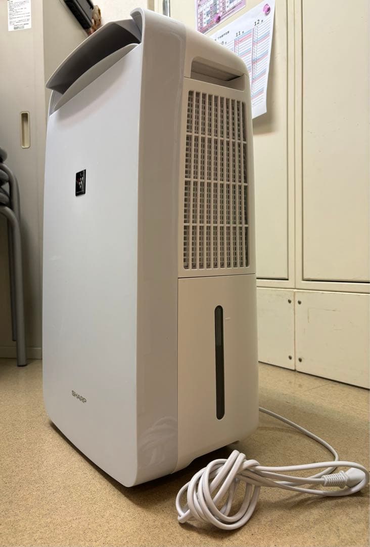 ［美品］SHARP 除湿機CM-S100-W ［値引き交渉歓迎です］［箱あり］