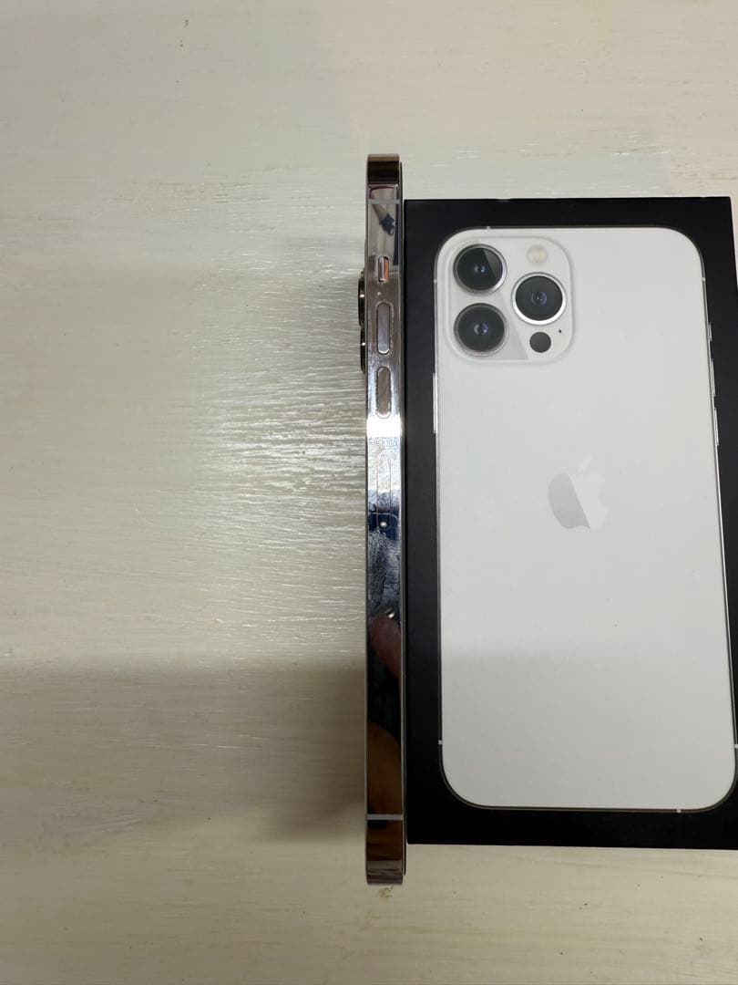 iPhone 13 Pro Max 256GB シルバー