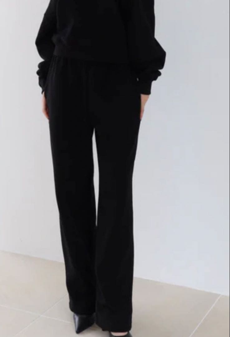 ブラック オフショルダー スウェット セット