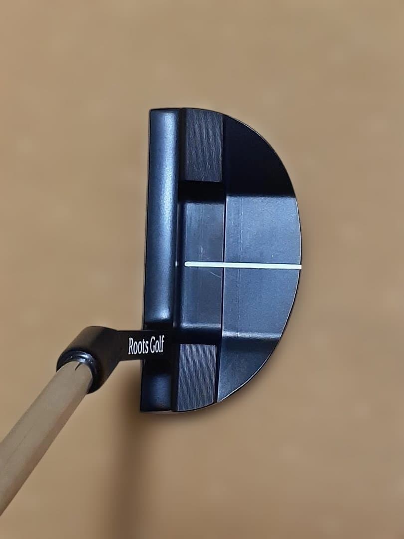 ザ・ルーツ カーブフェース パター　スチールシャフト カバー付［33.5インチ］