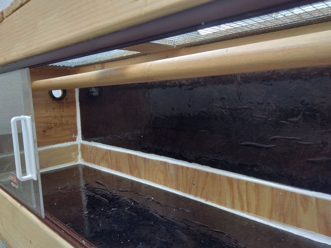 木製ケージ止まり木付き【未使用】