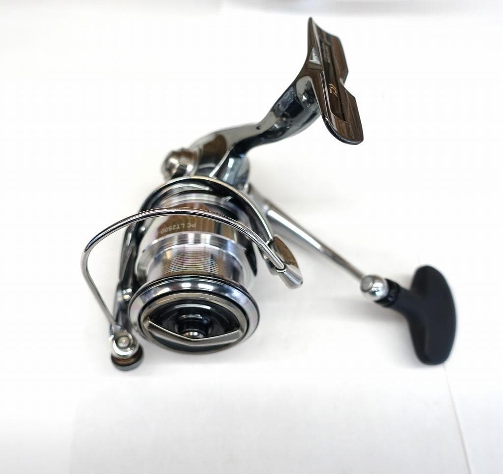 ダイワ 22 イグジスト PC LT2500-H　美品！