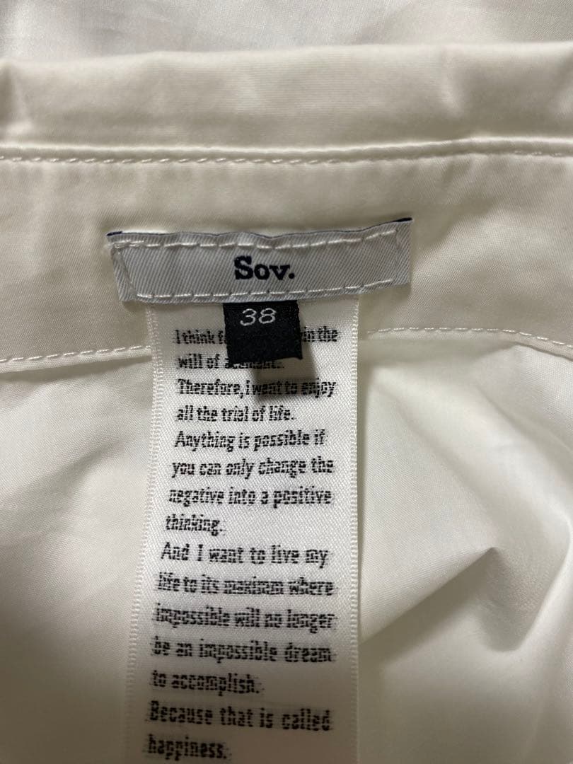 MmmOです。新品タグ付き　Sov. ソブ　ホワイト シャツブラウス　38