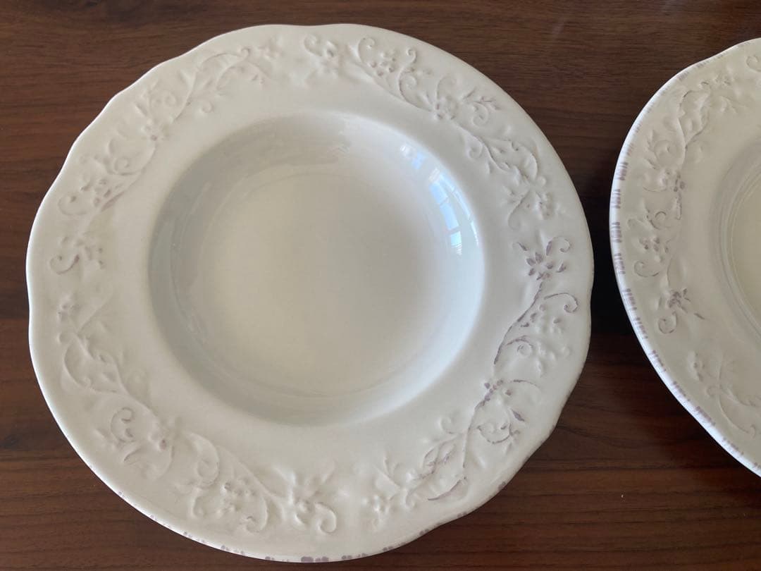 フランスのおしゃれな食器、コントワール・ドゥ・ファミーユのスーププレート 2枚組