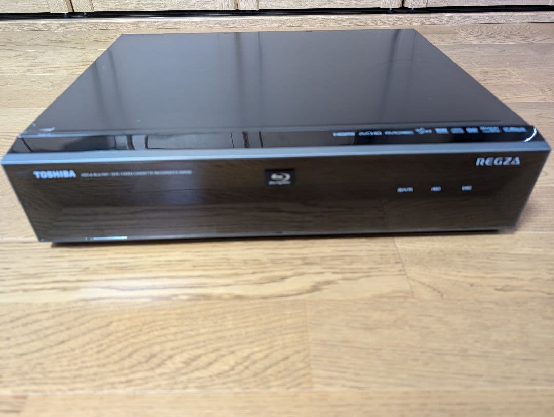 東芝 VTR一体型HDD＆BDレコーダー D-BW500