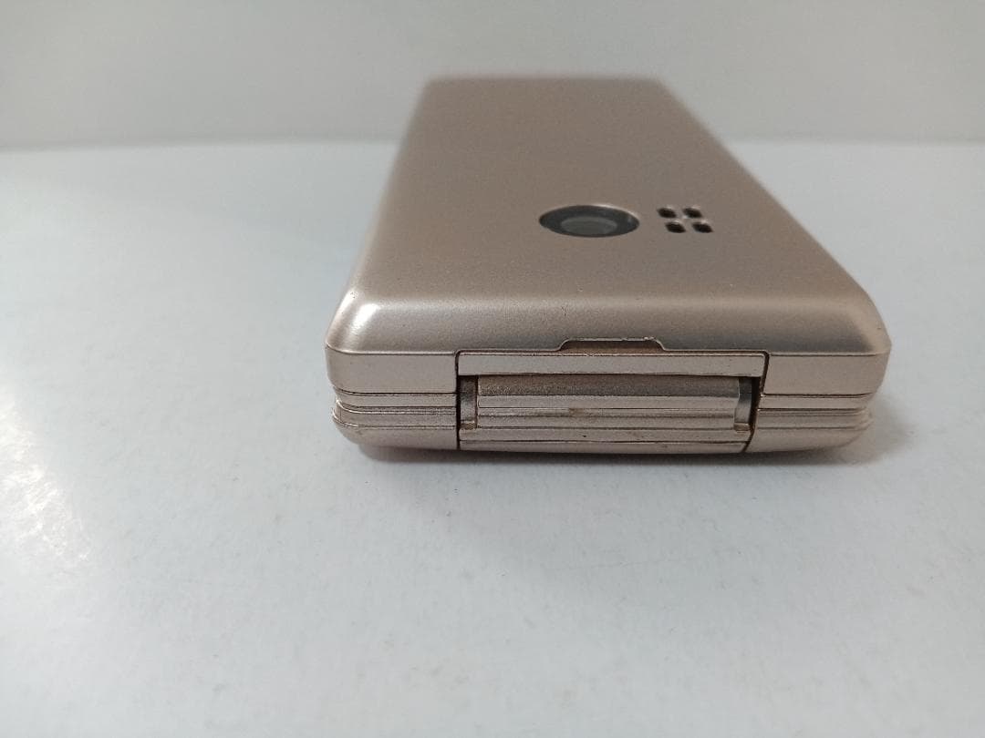 ☆ SoftBank かんたん携帯11 A207SH ゴールド