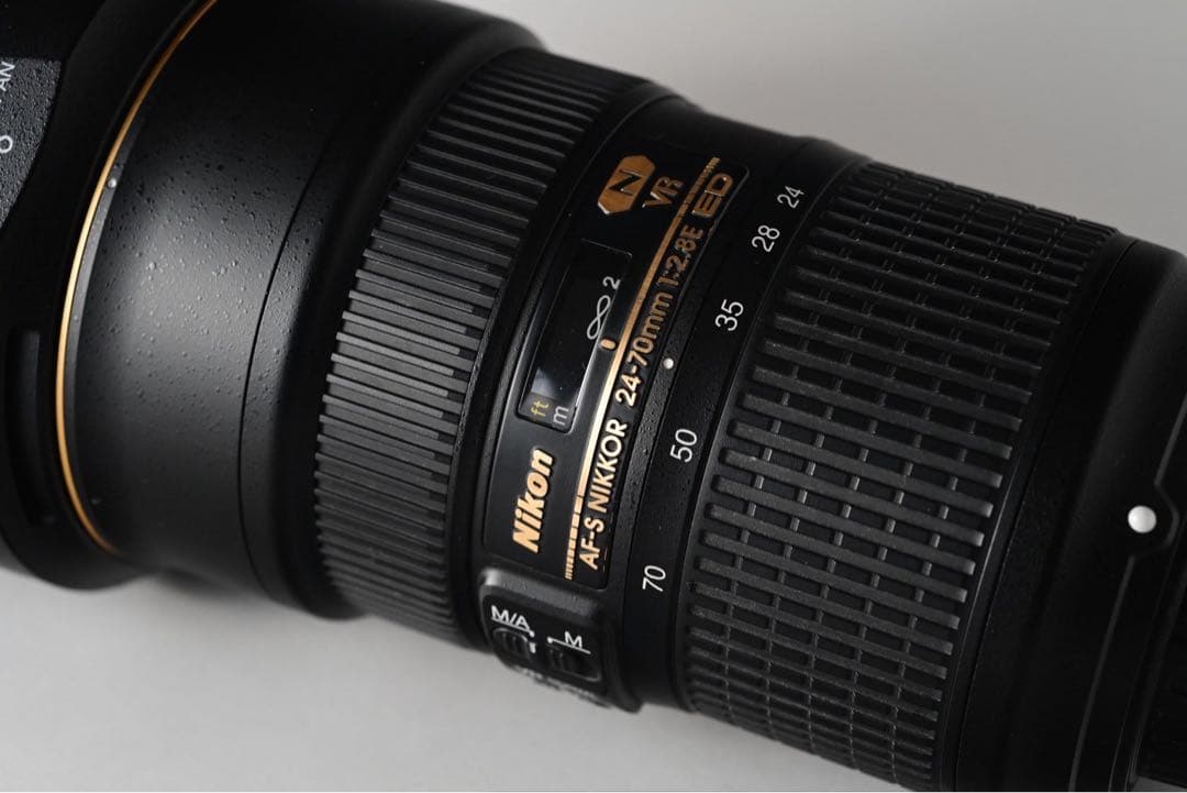 AF-S NIKKOR 24-70mm 1:2.8E ED VR 美品