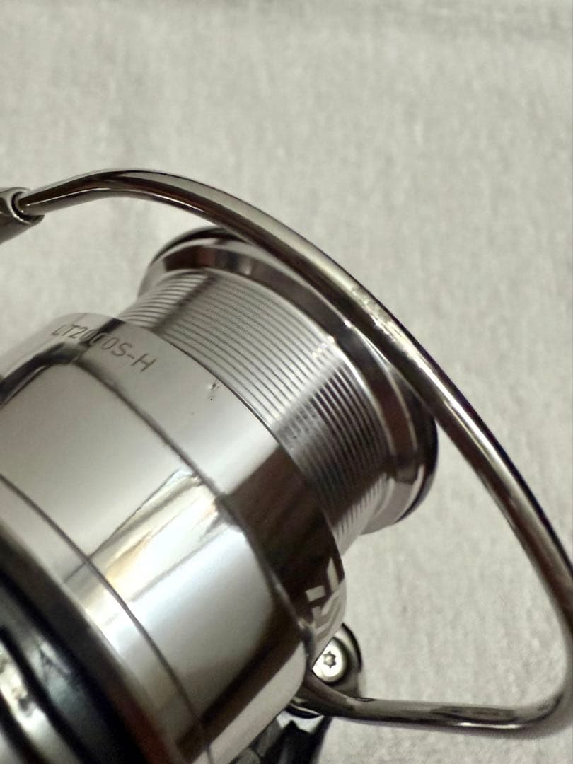 DAIWA ダイワ 22 EXISTイグジスト LT2000S-H