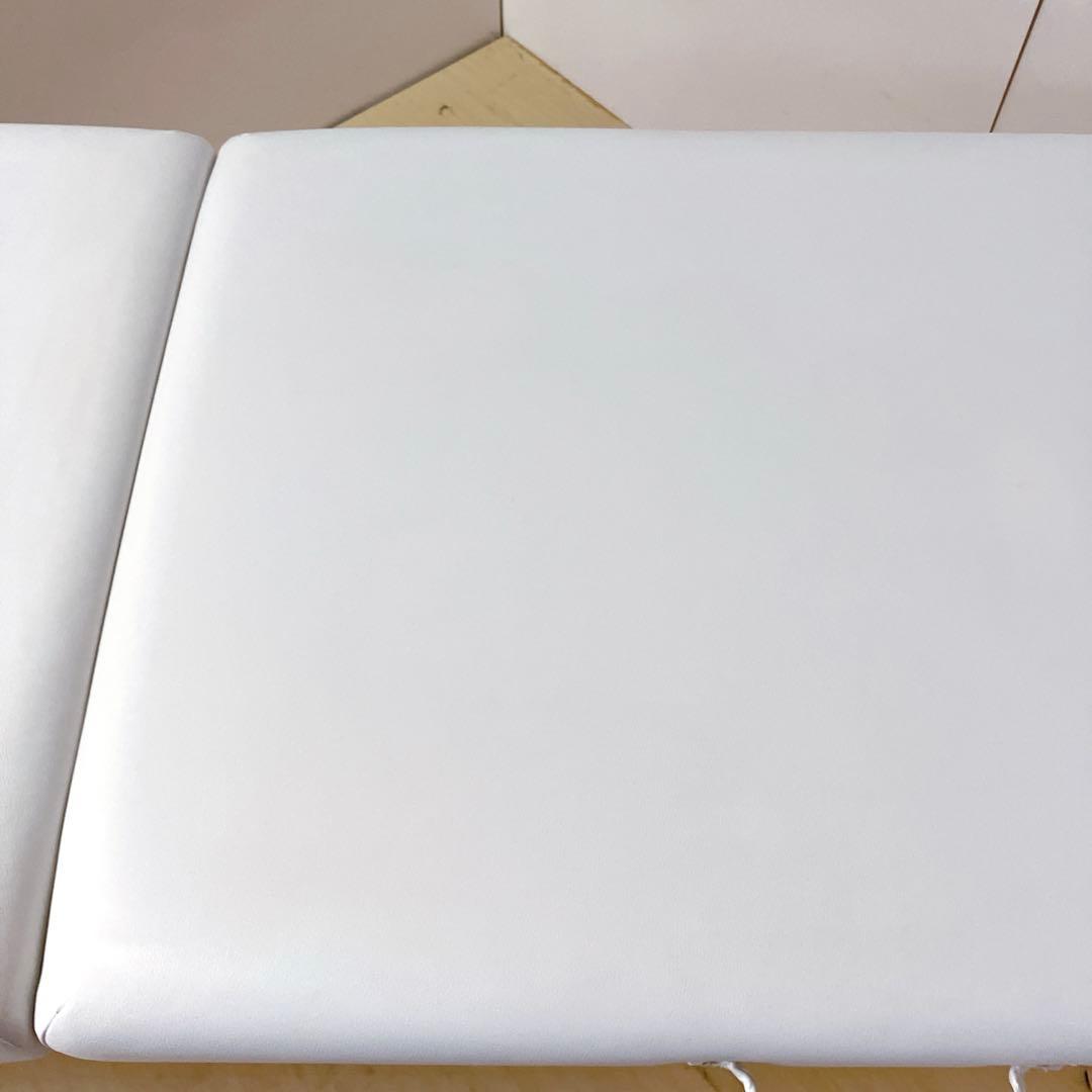 折りたたみ　エステベッド　マッサージベッド　簡易ベッド　カラーホワイト