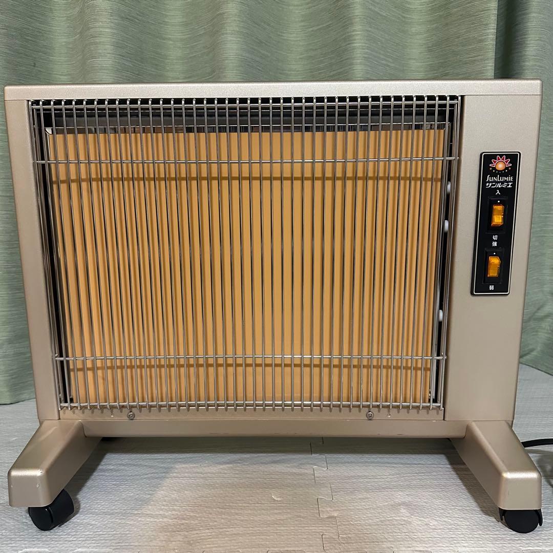 美品/サンルミエ Cute 遠赤外線暖房パネルヒーター　E800LS