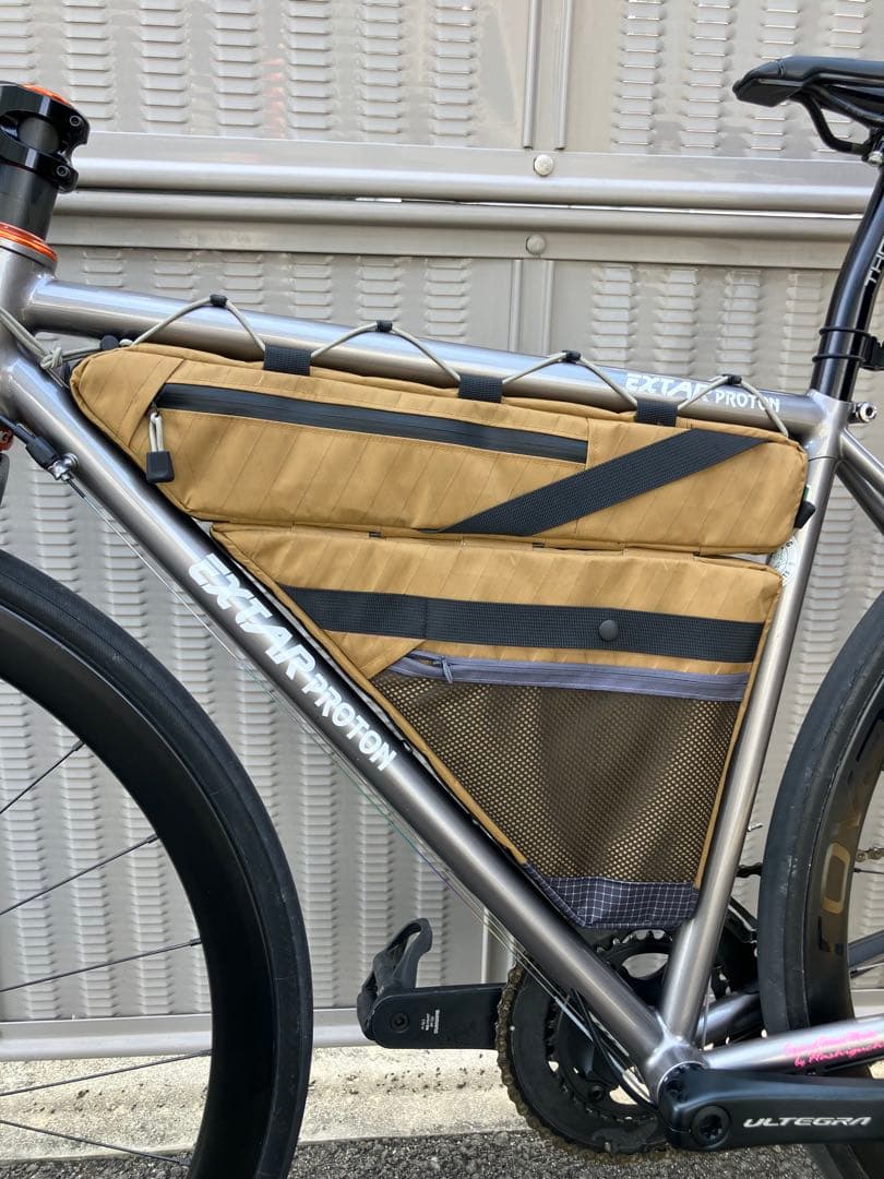 ハンドメイド　上下分割式フレームバッグX-PAC フレーム49