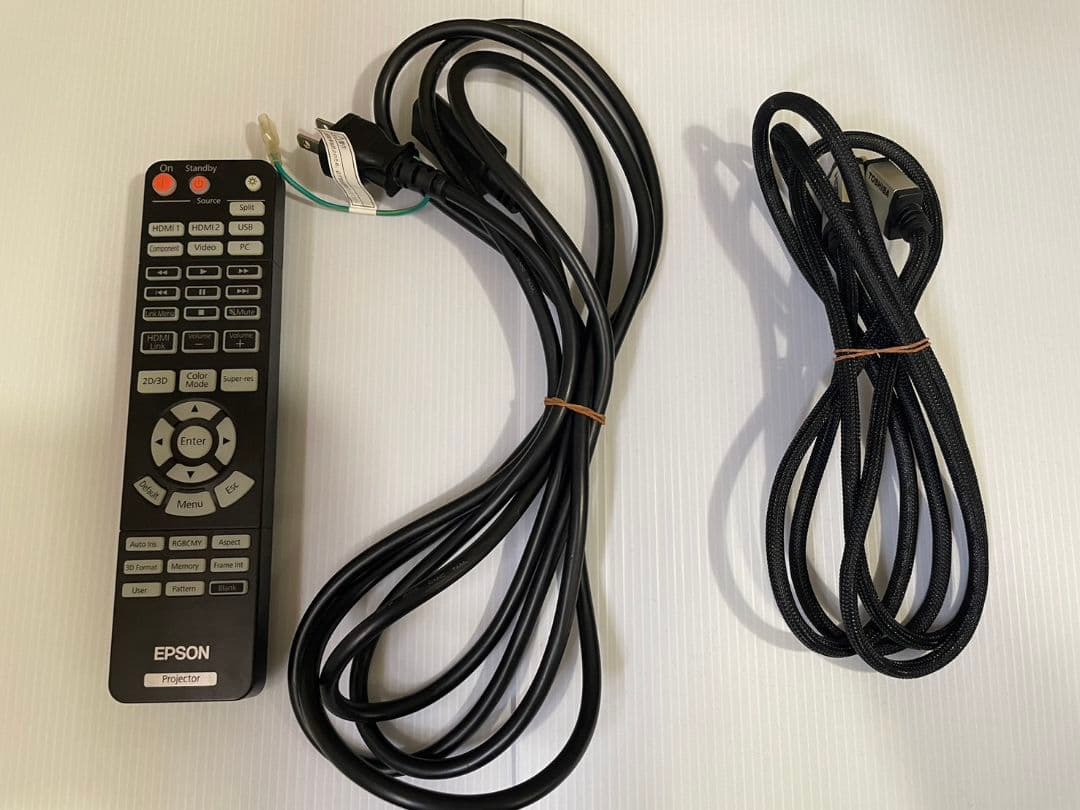 Epson EH-TW6000プロジェクター本体 ホワイト