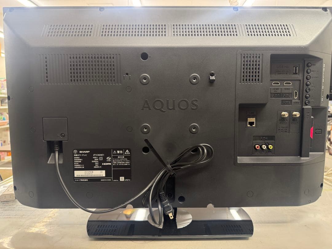 F043 SHARP 32型　液晶テレビ　2019年　2T-C32AE1