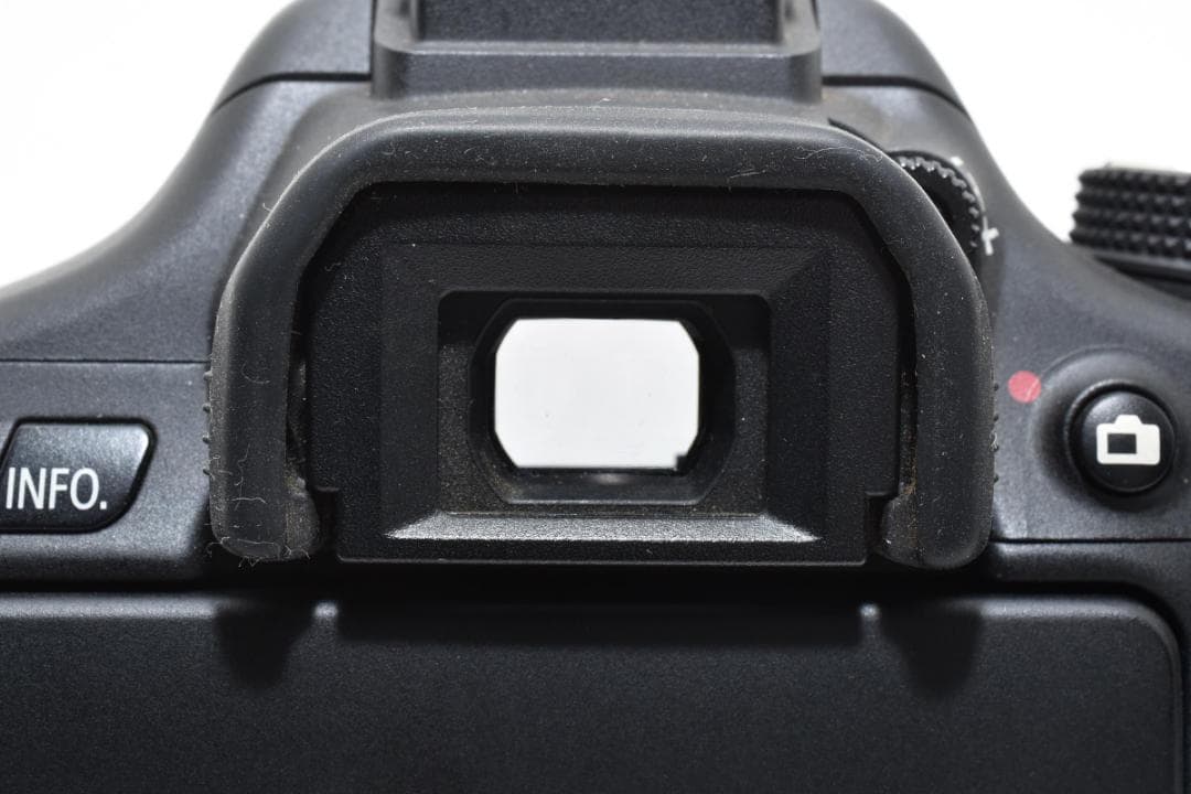 ❤即購入1000円OFF❤Canon Kiss X5❤ショット数1821回！❤