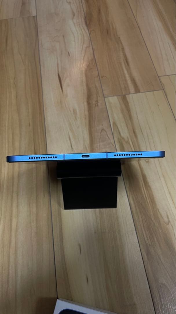 【美品】iPad 第10世代（10.9インチ、Wi‑Fi + Cellular）