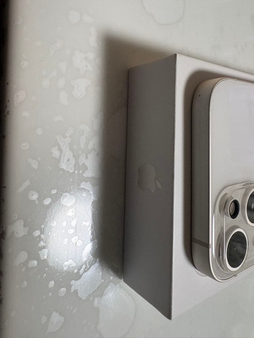 Apple iPhone 13 128GB スターライト　中古本体