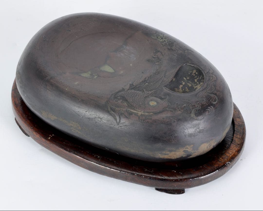 中国古玩 端渓硯 鯉図陽刻 唐木台付 文房四宝 書道具 古美術 骨董品 中国美術