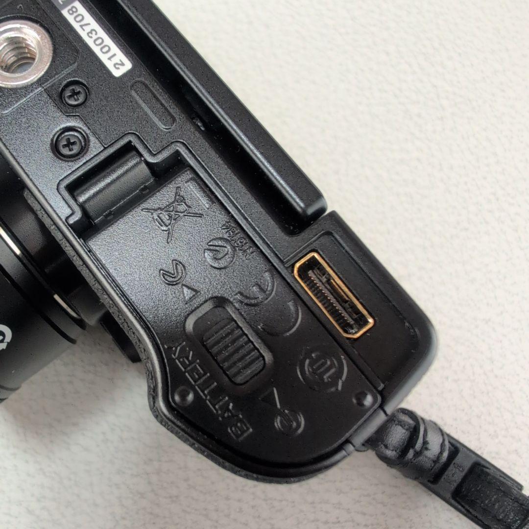 Nikon 1 V3 ミラーレスカメラ 10-30mmレンズ付き