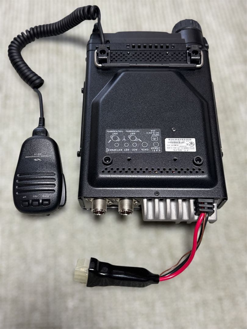 YAESU FT-857Dトランシーバー/Comet CB-980小型スピーカー