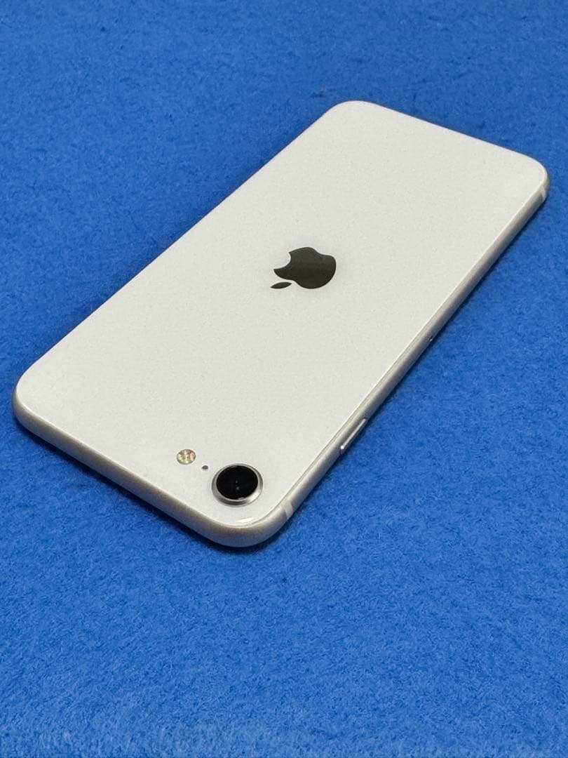 Apple iPhone SE (第3世代) ホワイト 64GB おまけ付き