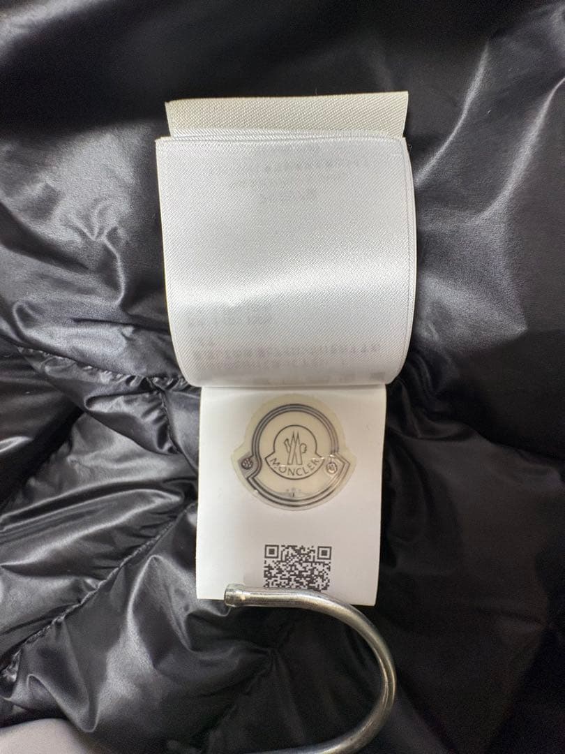 MONCLER モンクレール　NEVEU GIUBBOTTO ヌブーライトダウン