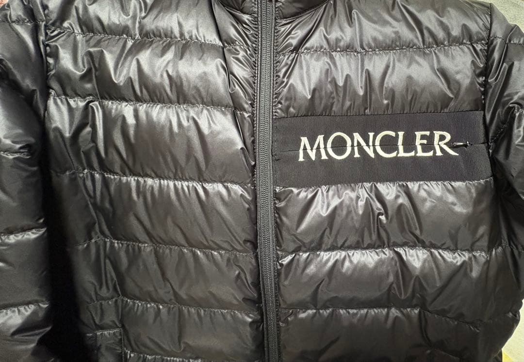 MONCLER モンクレール　NEVEU GIUBBOTTO ヌブーライトダウン