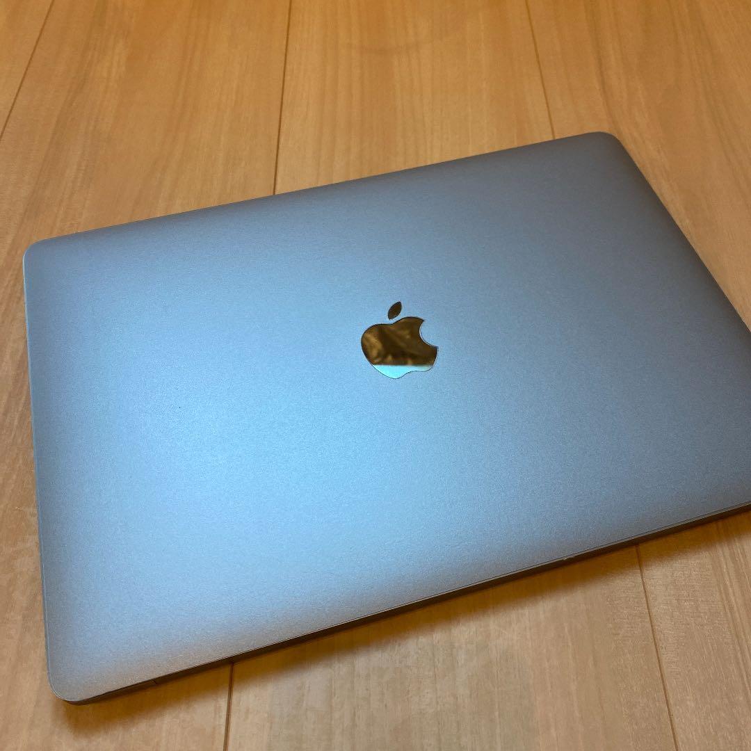 13.3インチMacBookPro USキーボード Touch Barあり