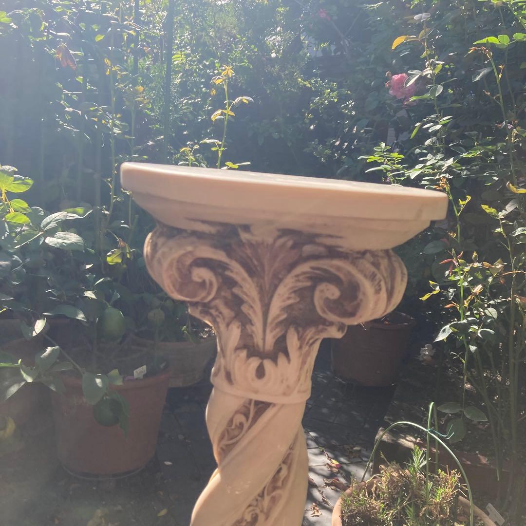 アジアン風？西洋様式 ？　コラムスタンド 花台 飾り台 オブジェ 神殿柱