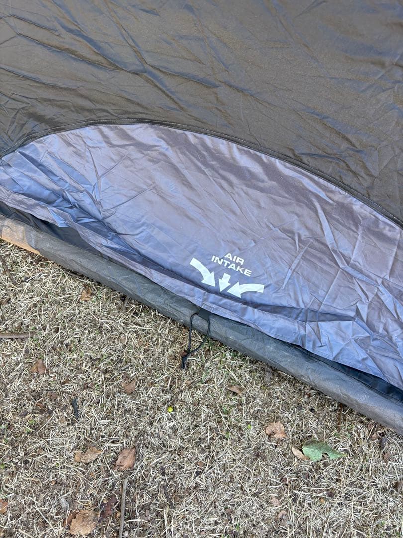 CORE 6人用ブロックアウト光遮断テント