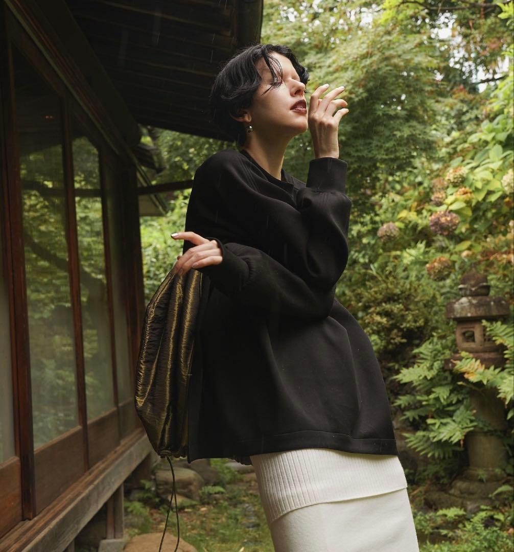 OMMO 新品　FLASK PATTERN PADDING TOP