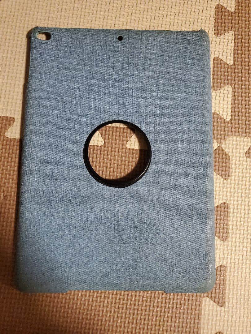 Apple iPad 本体　第6世代　(おまけ付き)