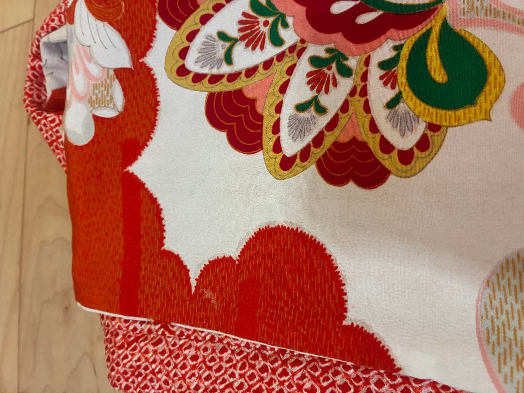 3歳七五三 古典柄レトロ着物と総絞り被布セット