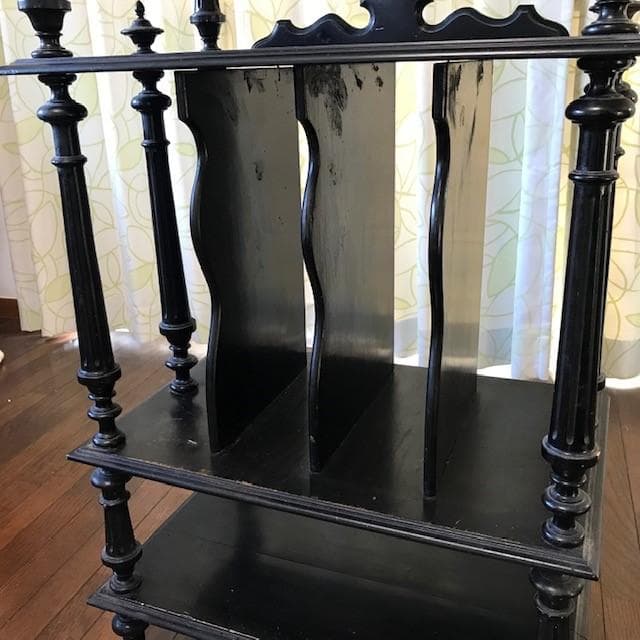 フランス製アンティーク飾り棚