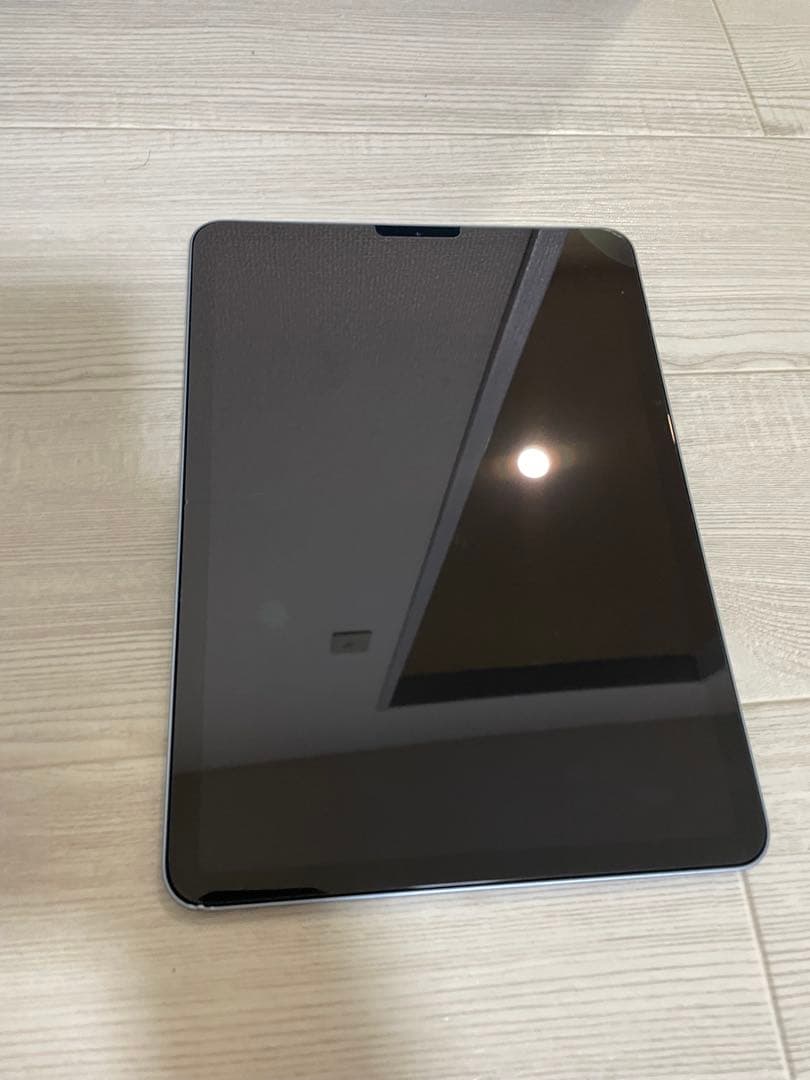 ままんApple iPad Air (第5世代) スペースグレー