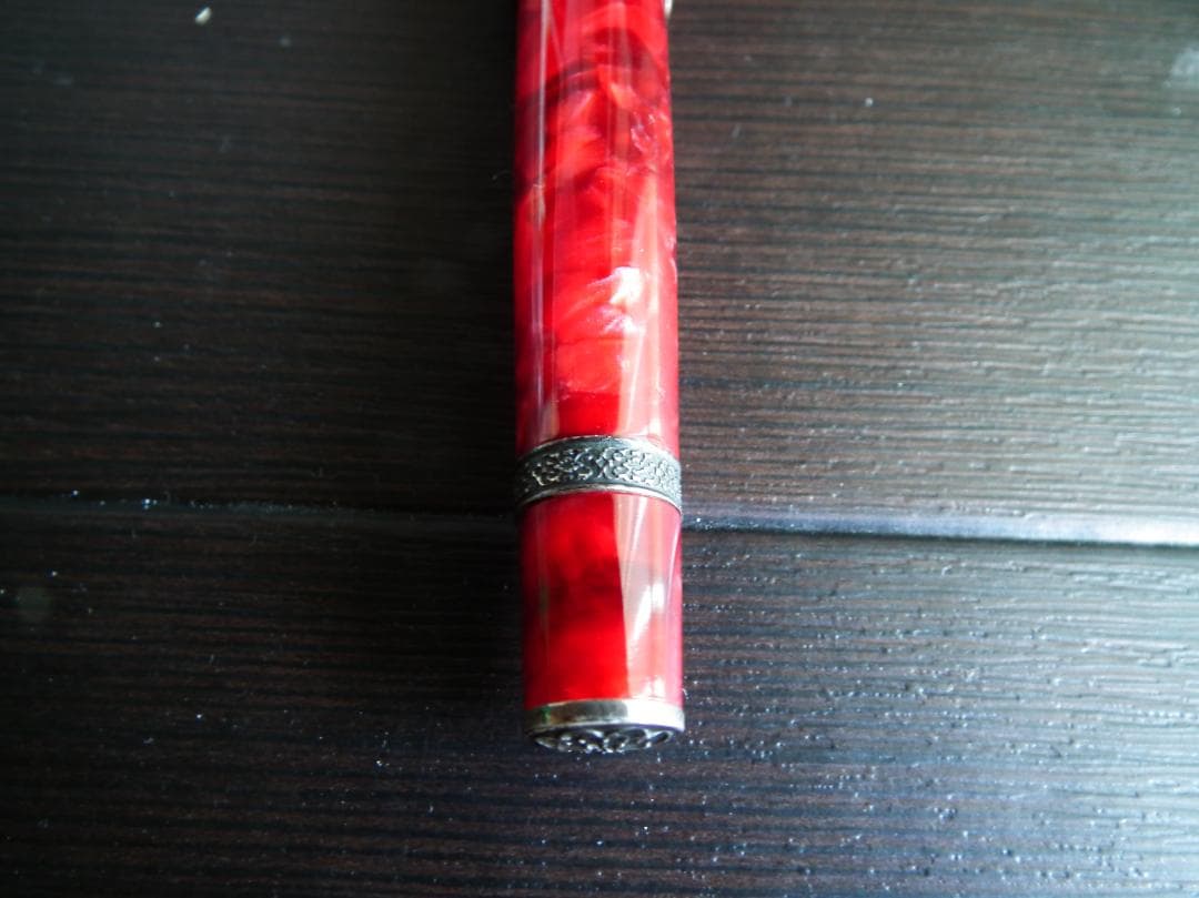 AURORAアウロラ　85周年記念万年筆レッド