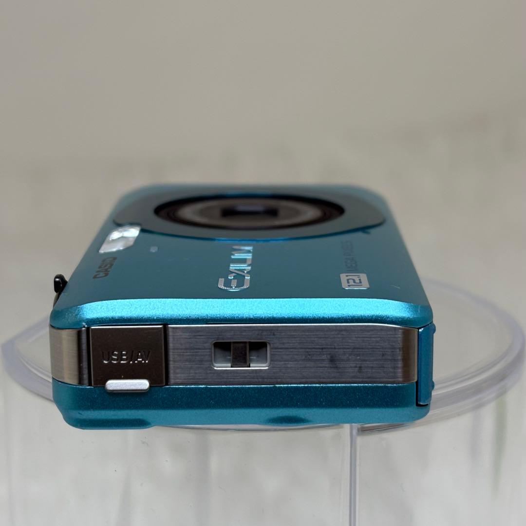 美品　CASIO カメラ　EX-Z90 充電器　ブルー　コンデジ　動作品
