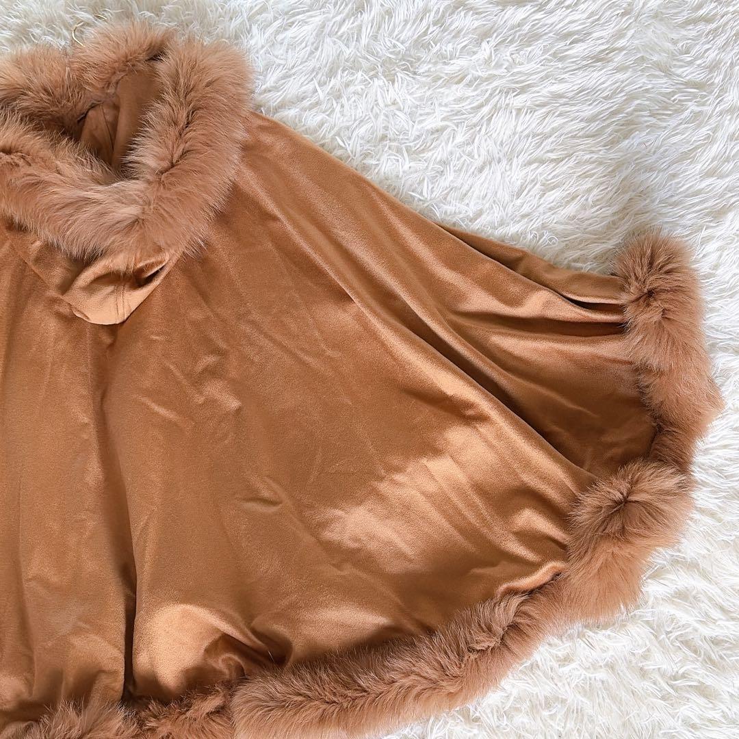 新品タグ付き【JWhite】カシミヤ100% フォックスファー フード付ポンチョ