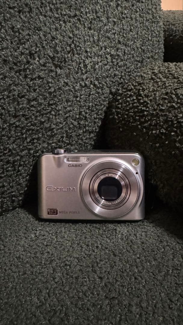 CASIO EXILIM EX-Z1200 コンパクトデジタルカメラ