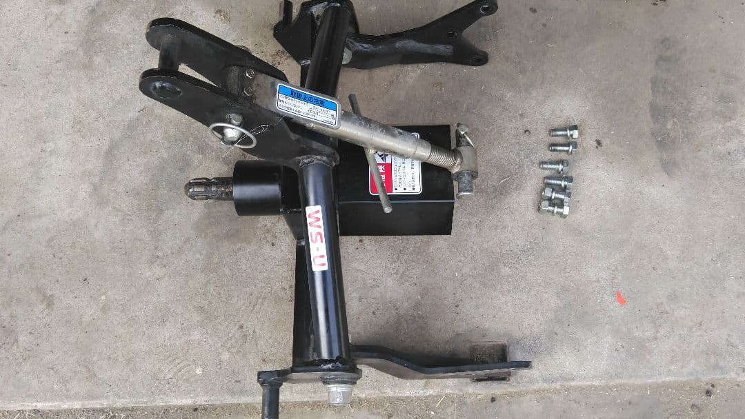 コバシ畔塗機　クボタヒッチ組み替え