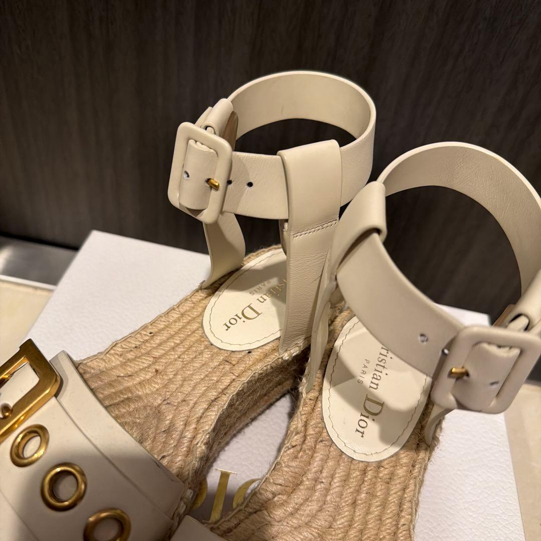 Dior ホワイトエスパドリーユサンダル