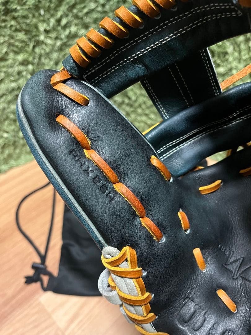 ウィルソン ワナビーヒーローデュアル 軟式内野手用86型 ブラックSS×グリーン