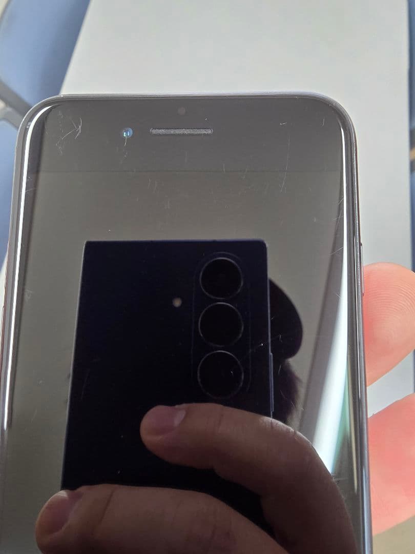 iPhone SE2 64GB ブラック SIMロック無し