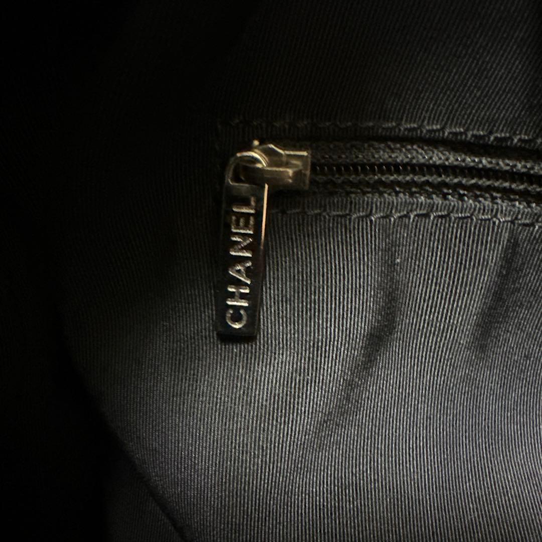 入手困難モデル　美品　シャネル　アンリミテッド　2way ショルダーバッグ　黒