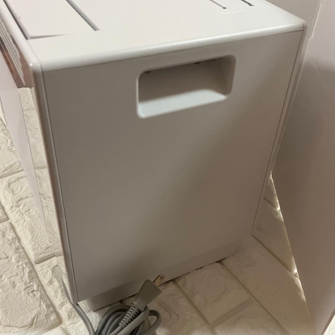 2022年製パナソニック 衣類乾燥除湿機ナノイーX ハイブリッドF-YHVX90