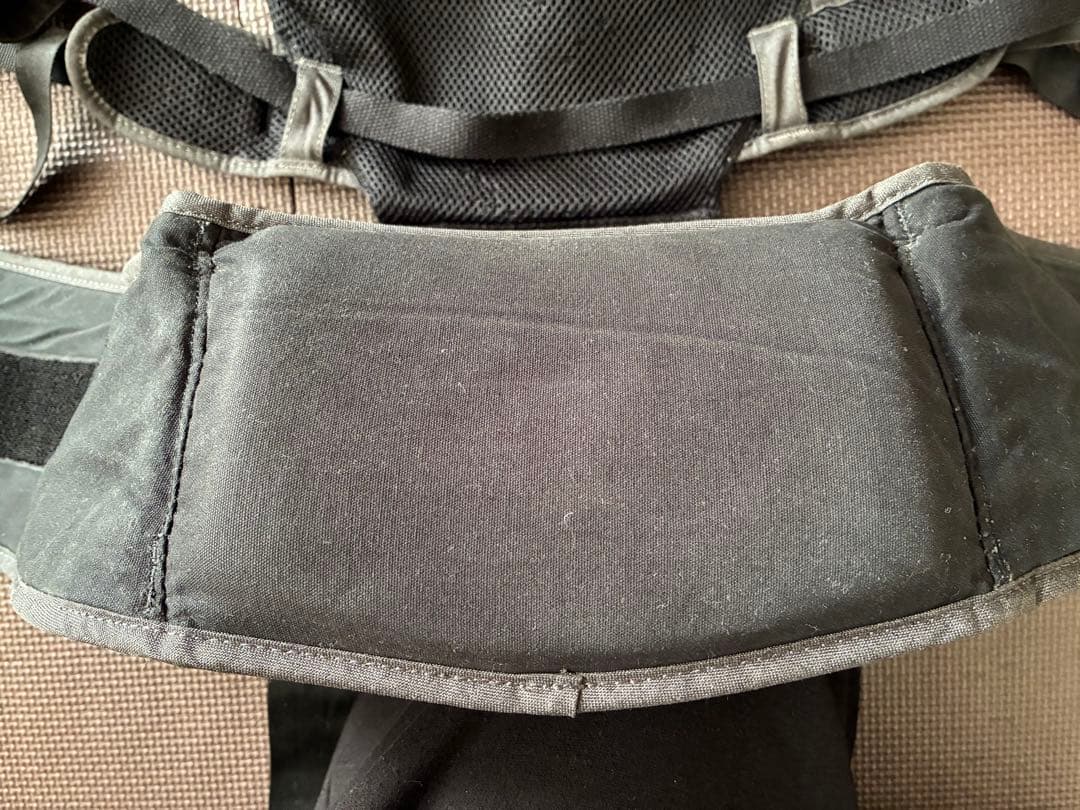 【正規販売店購入/替えのよだれカバー有り】miamily ヒップスター